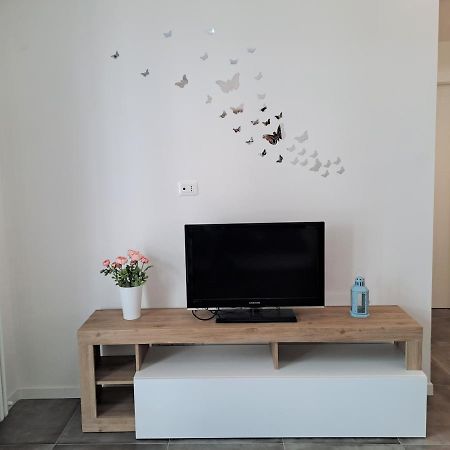 Lux Family Apartment Бардоліно Екстер'єр фото