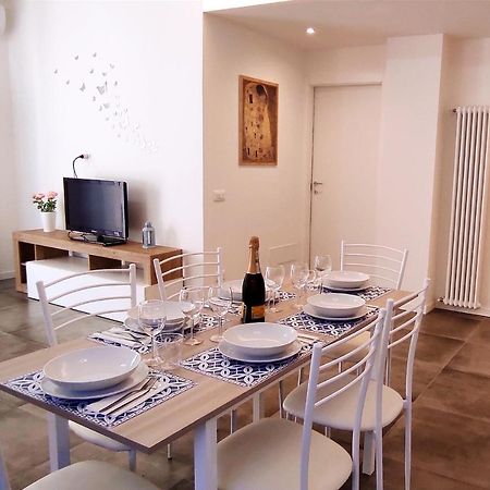 Lux Family Apartment Бардоліно Екстер'єр фото