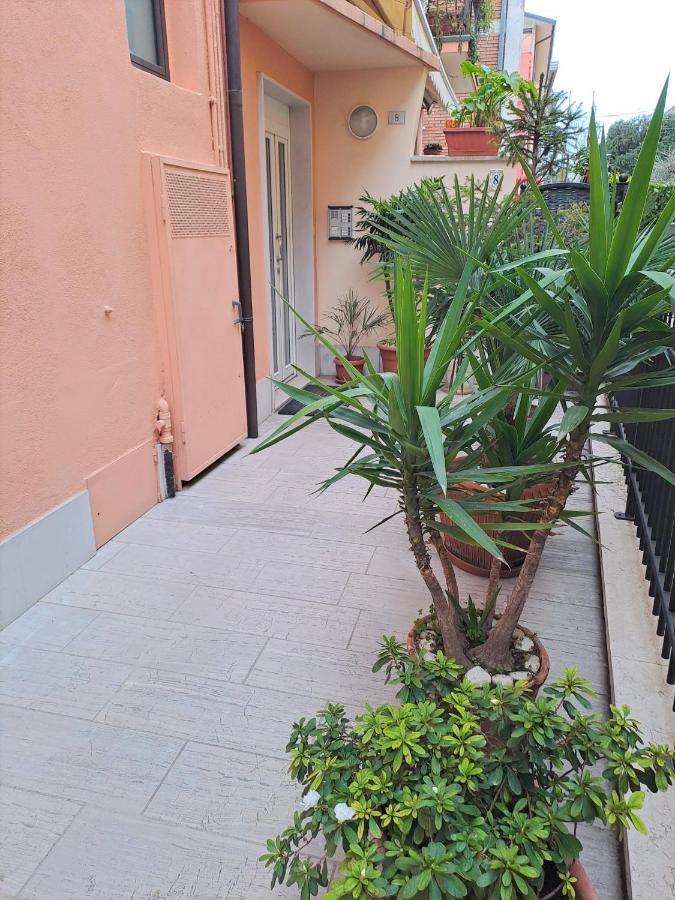 Lux Family Apartment Бардоліно Екстер'єр фото