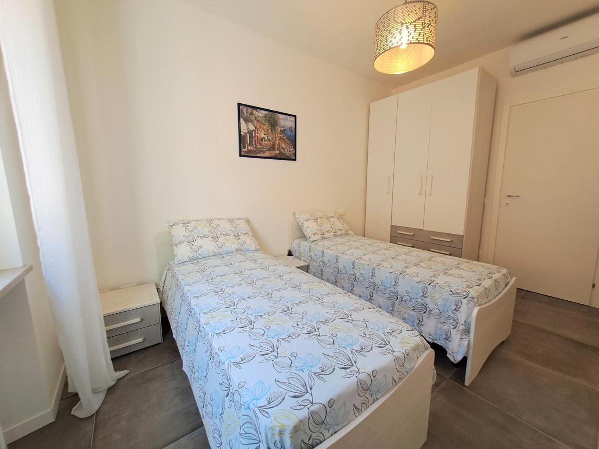 Lux Family Apartment Бардоліно Екстер'єр фото