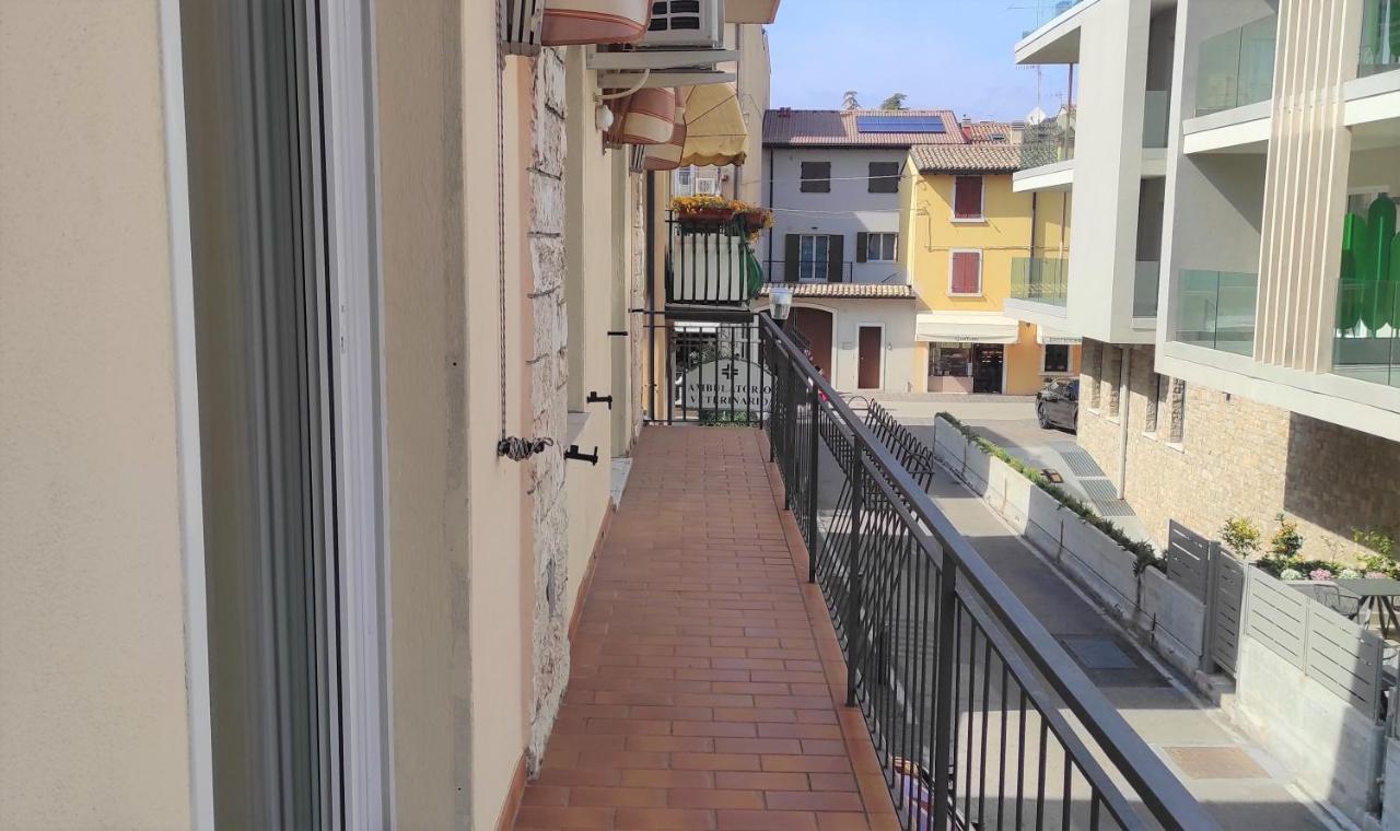Lux Family Apartment Бардоліно Екстер'єр фото