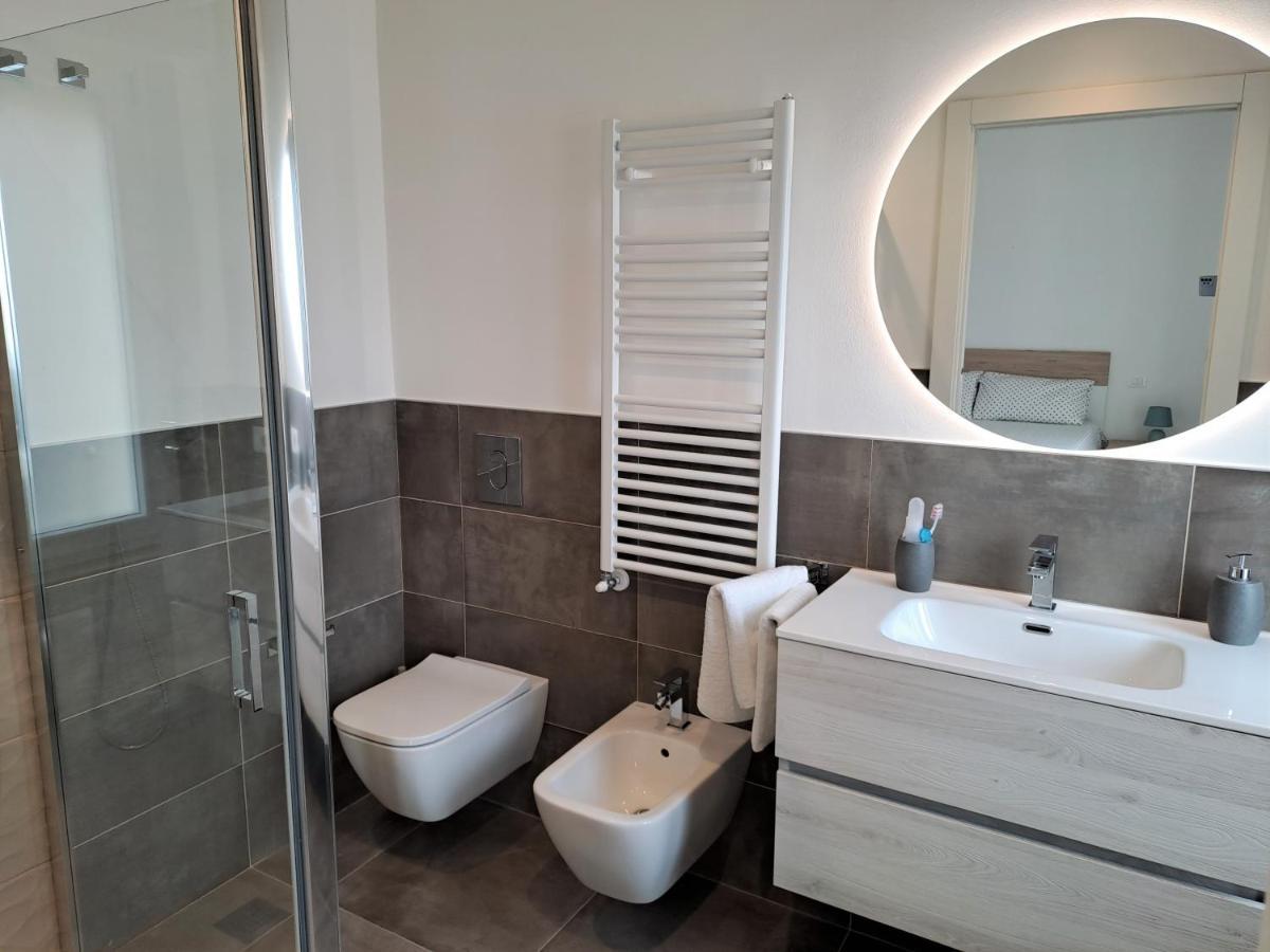 Lux Family Apartment Бардоліно Екстер'єр фото